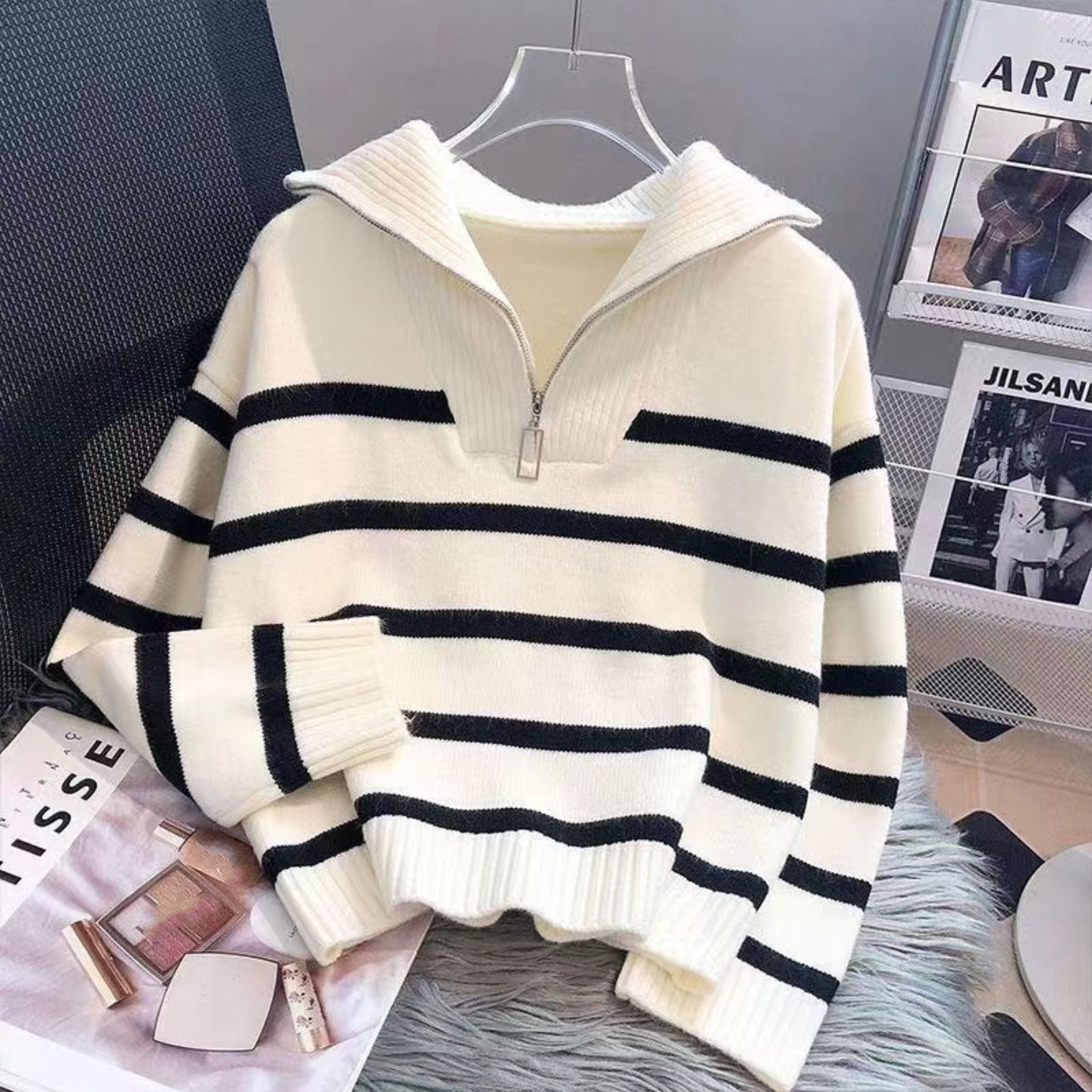 Nevaeh - Chic Striped Long Sleeve Collared Top