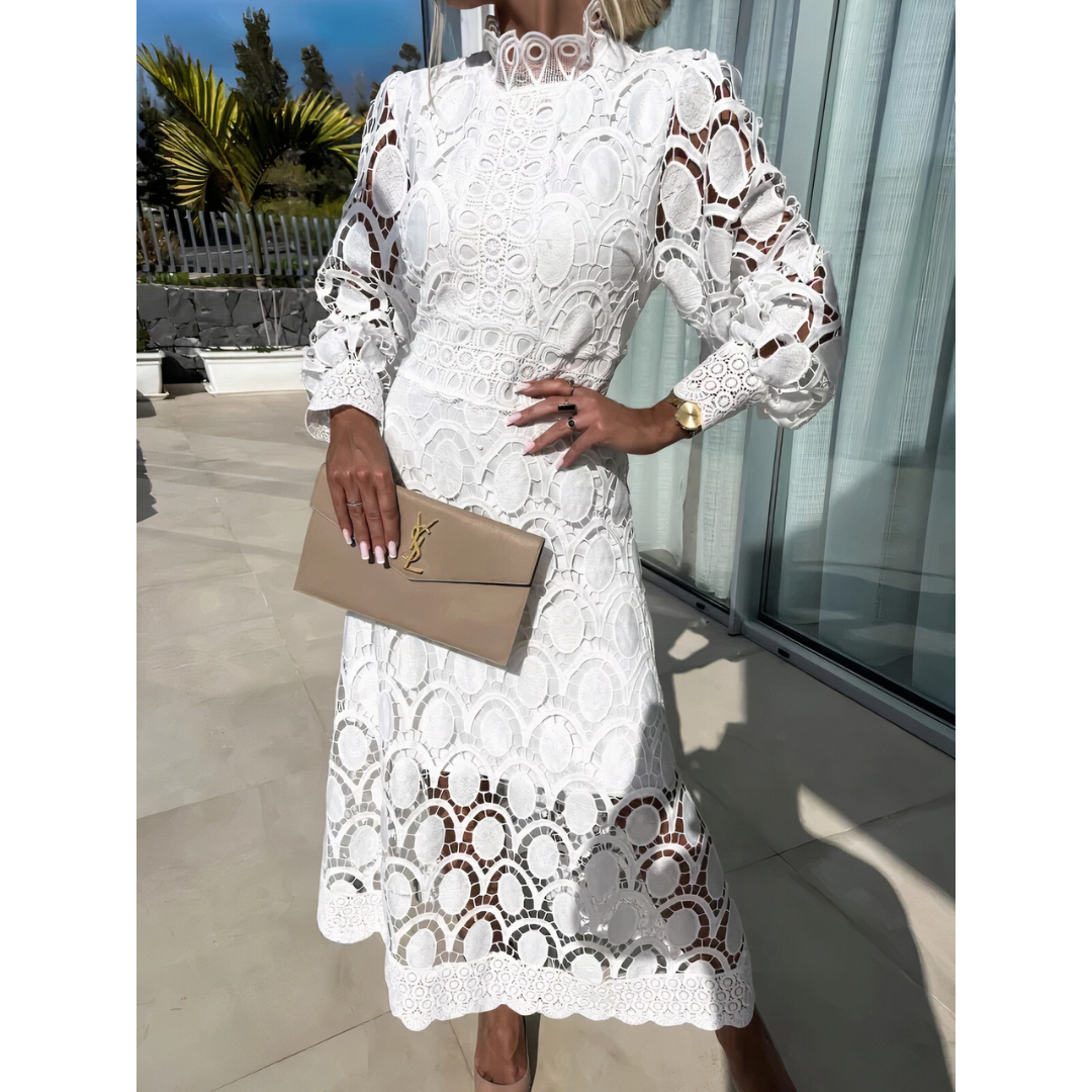 Noa – Delicate Lace Midi Dress