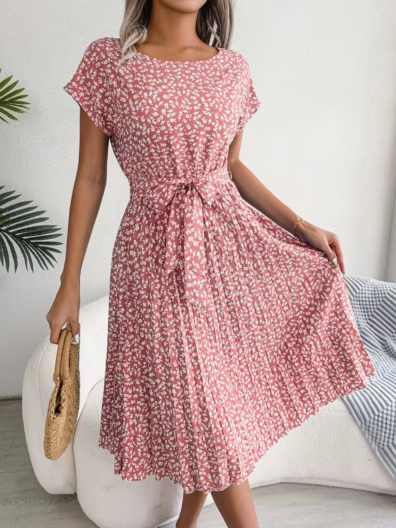 Taryn– Lightweight Vintage Floral Dress