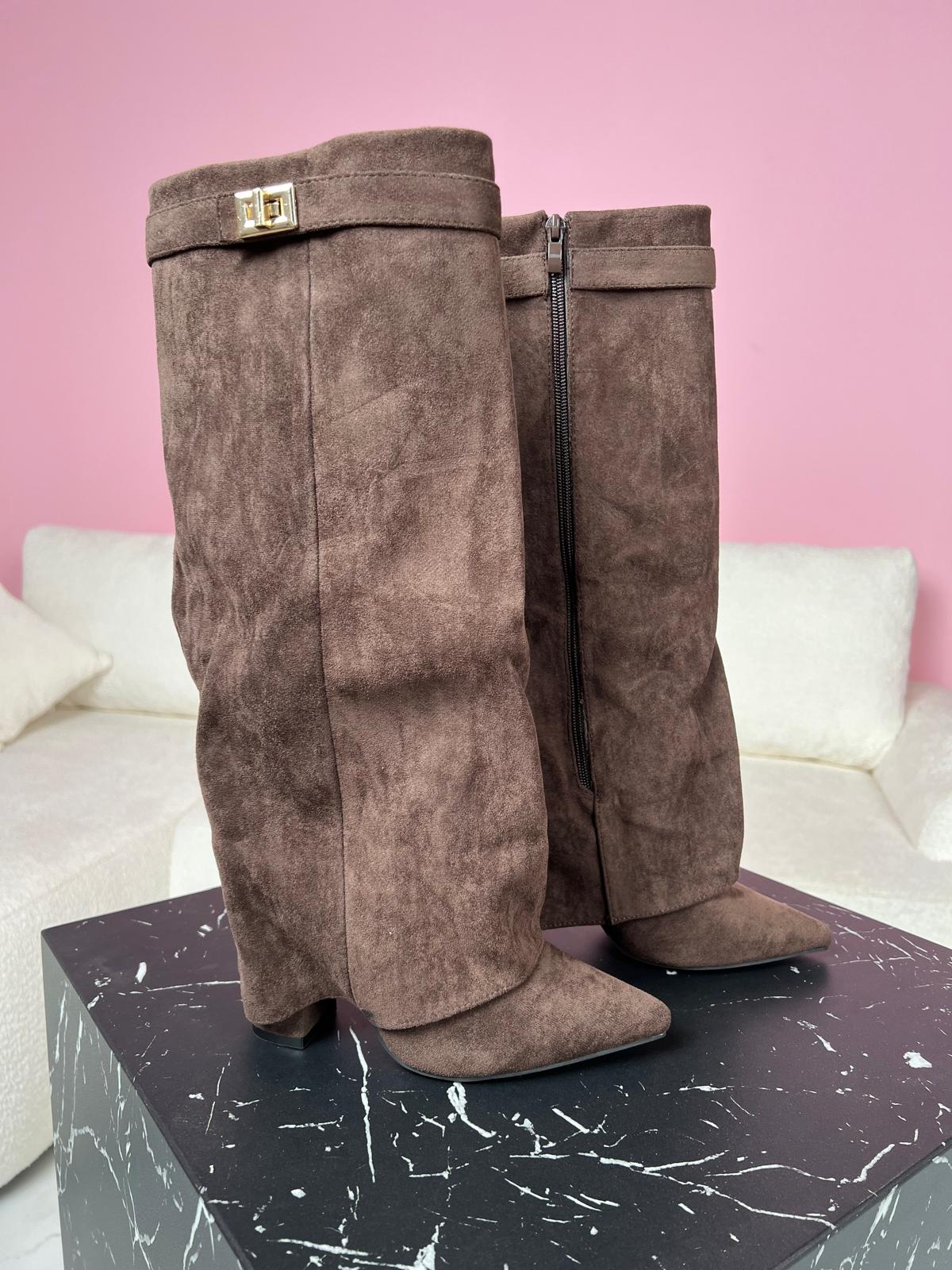 Kimmy - Brown Suede Boots
