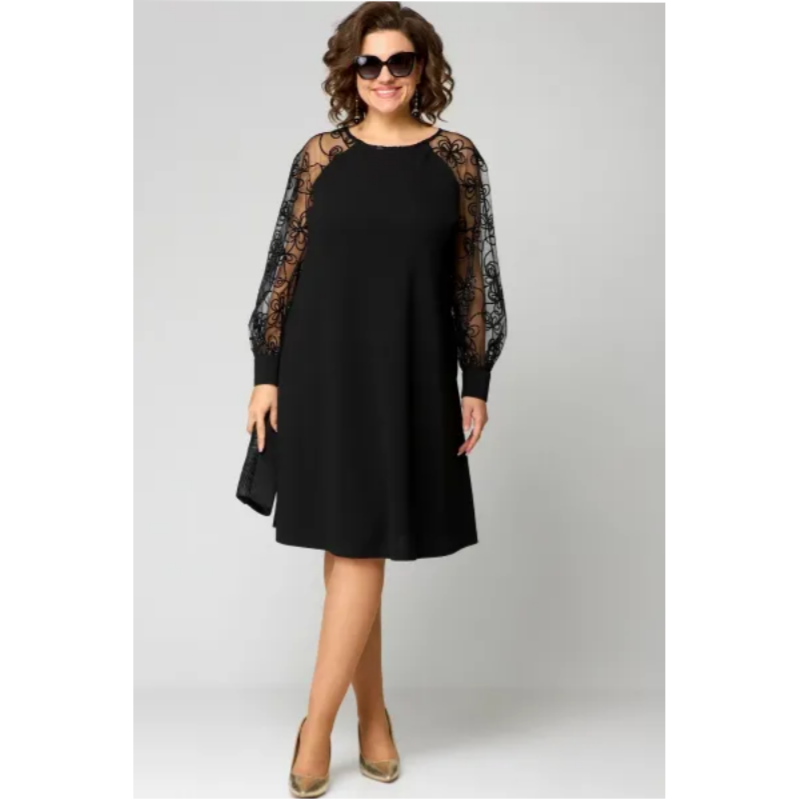 Renae – Chic Plus-Size Dress